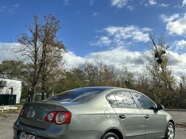 Серый Фольксваген Пассат, объемом двигателя 2 л и пробегом 328 тыс. км за 3250 $, фото 5 на Automoto.ua