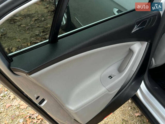 Сірий Фольксваген Пассат, об'ємом двигуна 1.6 л та пробігом 209 тис. км за 6299 $, фото 30 на Automoto.ua