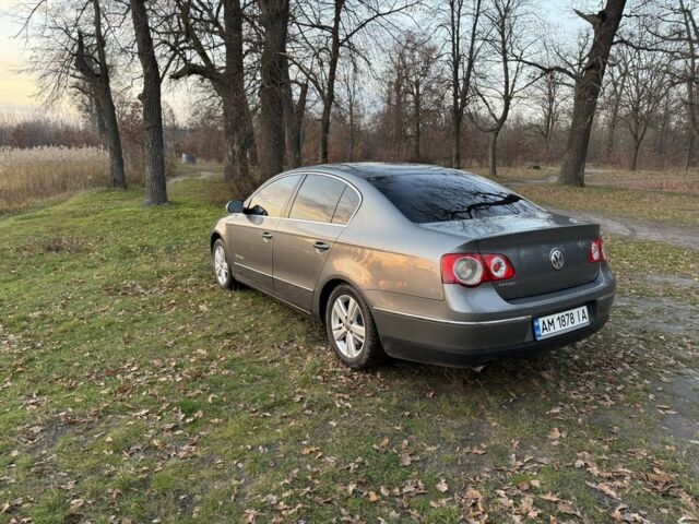 Серый Фольксваген Пассат, объемом двигателя 1.6 л и пробегом 142 тыс. км за 6800 $, фото 4 на Automoto.ua