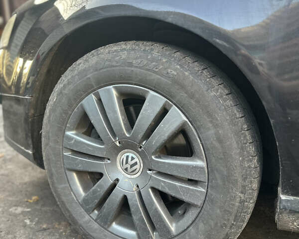 Серый Фольксваген Пассат, объемом двигателя 2 л и пробегом 350 тыс. км за 4999 $, фото 4 на Automoto.ua