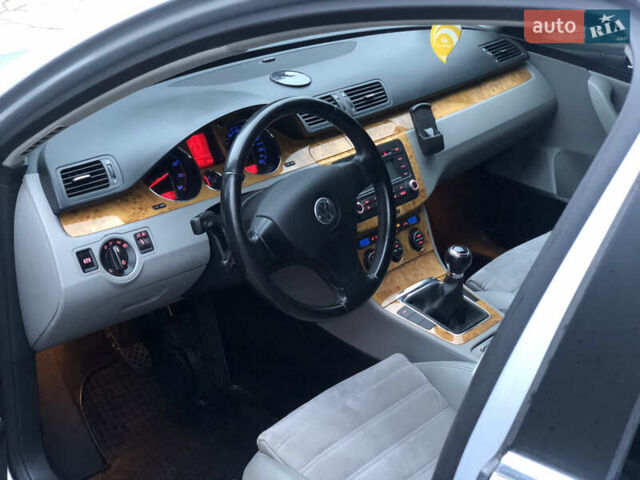 Сірий Фольксваген Пассат, об'ємом двигуна 1.6 л та пробігом 207 тис. км за 6300 $, фото 49 на Automoto.ua