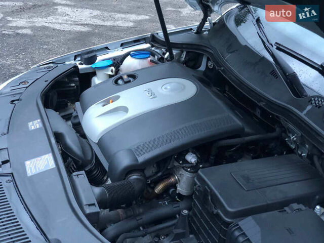 Сірий Фольксваген Пассат, об'ємом двигуна 1.6 л та пробігом 209 тис. км за 6299 $, фото 29 на Automoto.ua