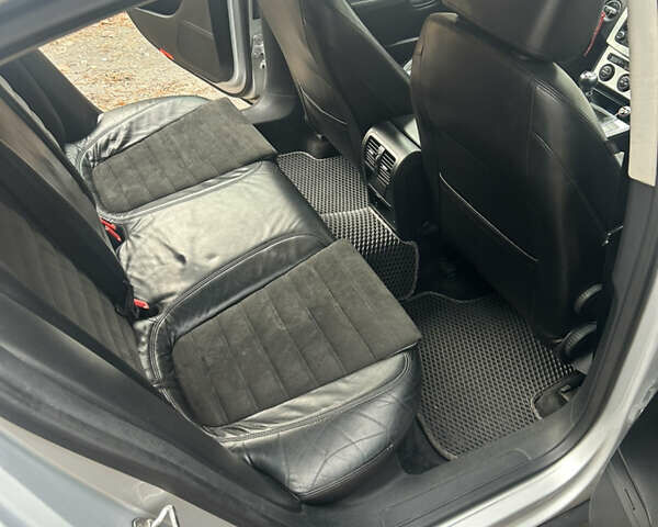 Серый Фольксваген Пассат, объемом двигателя 1.98 л и пробегом 302 тыс. км за 6000 $, фото 6 на Automoto.ua