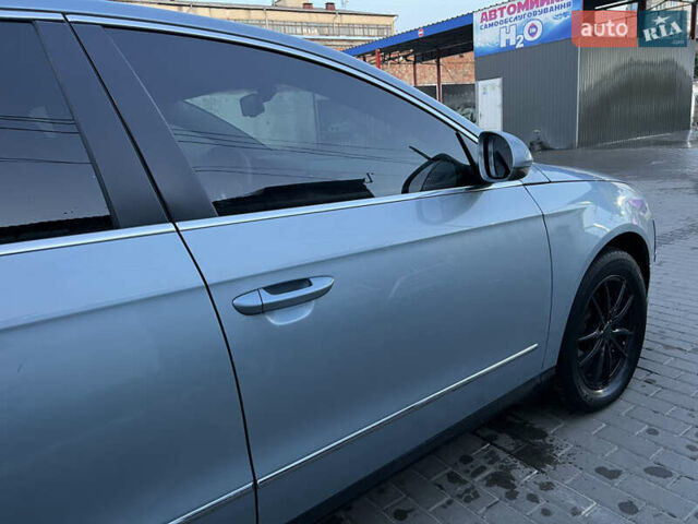 Серый Фольксваген Пассат, объемом двигателя 2 л и пробегом 240 тыс. км за 6800 $, фото 6 на Automoto.ua