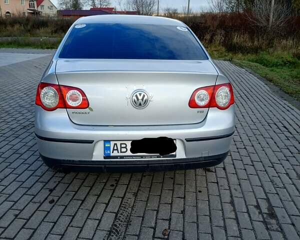 Сірий Фольксваген Пассат, об'ємом двигуна 1.6 л та пробігом 248 тис. км за 6500 $, фото 1 на Automoto.ua