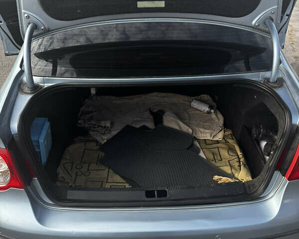 Сірий Фольксваген Пассат, об'ємом двигуна 1.97 л та пробігом 358 тис. км за 5800 $, фото 9 на Automoto.ua