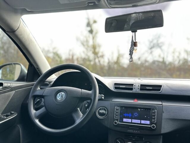 Серый Фольксваген Пассат, объемом двигателя 2 л и пробегом 328 тыс. км за 3250 $, фото 11 на Automoto.ua