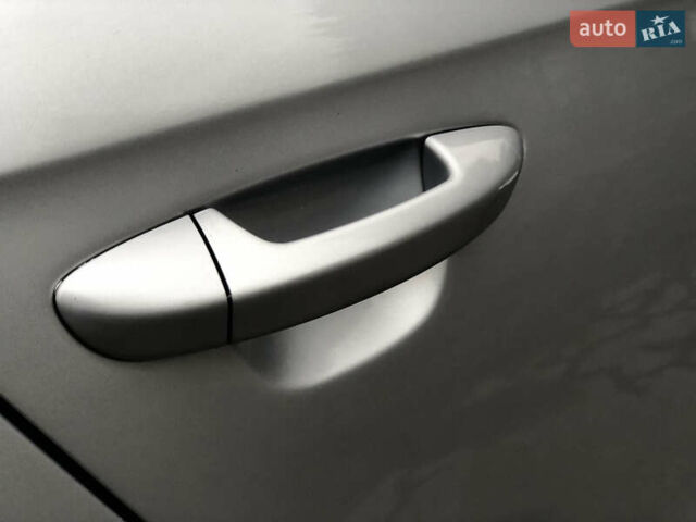 Сірий Фольксваген Пассат, об'ємом двигуна 1.6 л та пробігом 207 тис. км за 6300 $, фото 10 на Automoto.ua