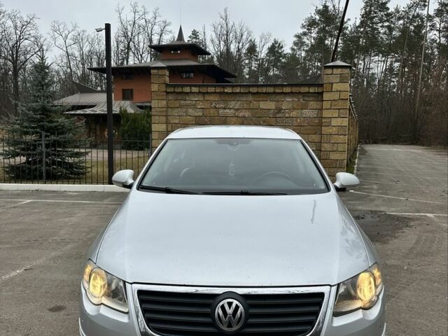 Сірий Фольксваген Пассат, об'ємом двигуна 2 л та пробігом 280 тис. км за 2350 $, фото 1 на Automoto.ua