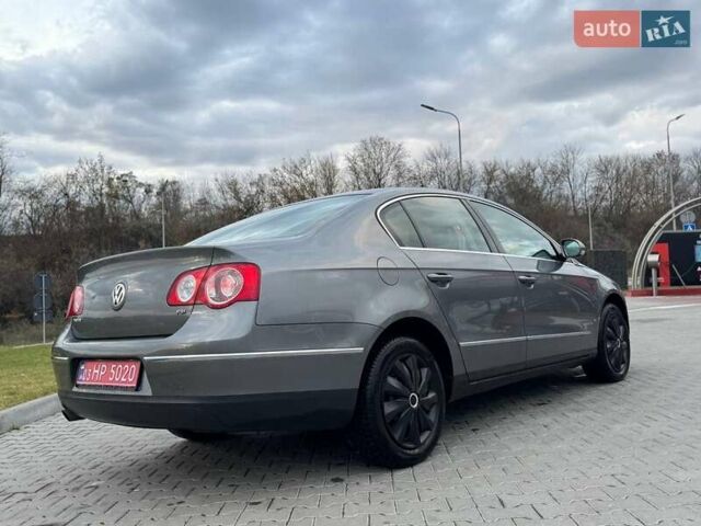 Серый Фольксваген Пассат, объемом двигателя 1.6 л и пробегом 185 тыс. км за 5950 $, фото 13 на Automoto.ua