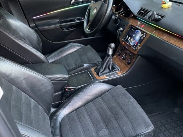 Сірий Фольксваген Пассат, об'ємом двигуна 2 л та пробігом 322 тис. км за 5600 $, фото 5 на Automoto.ua