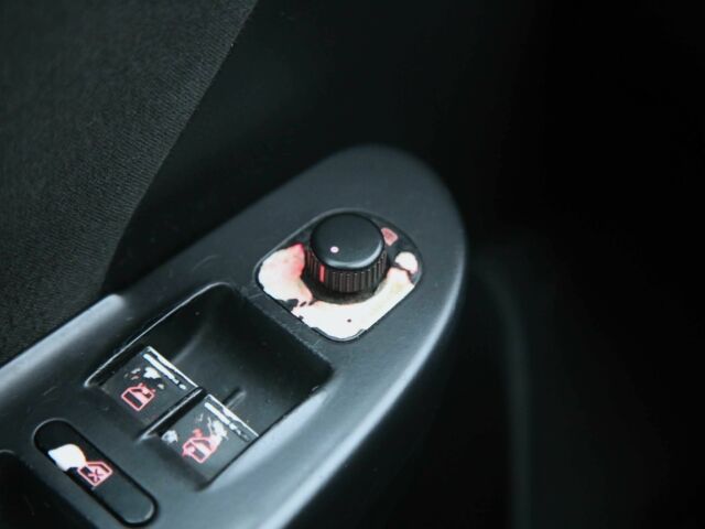 Сірий Фольксваген Пассат, об'ємом двигуна 2 л та пробігом 307 тис. км за 5800 $, фото 19 на Automoto.ua