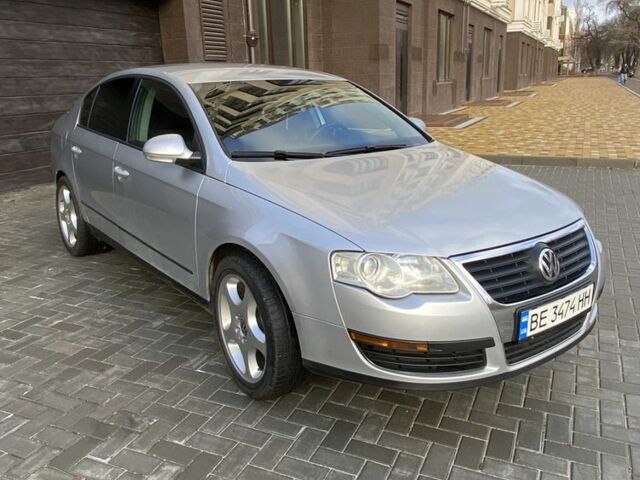 Сірий Фольксваген Пассат, об'ємом двигуна 1.6 л та пробігом 215 тис. км за 5350 $, фото 2 на Automoto.ua