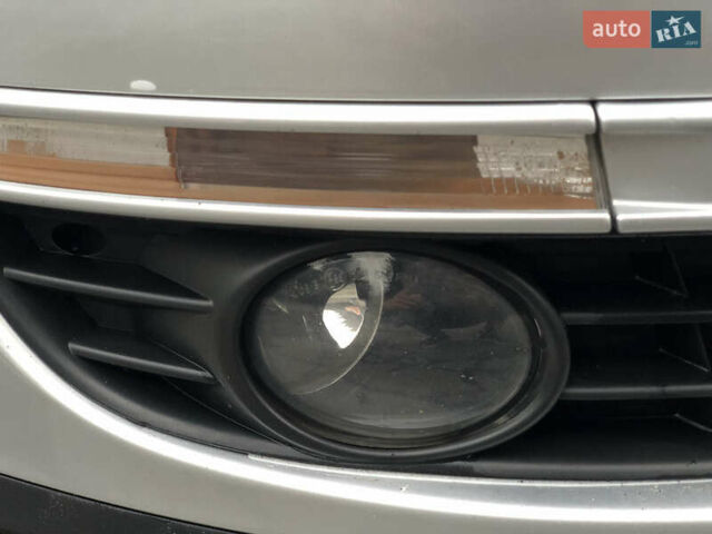 Серый Фольксваген Пассат, объемом двигателя 1.6 л и пробегом 208 тыс. км за 6200 $, фото 56 на Automoto.ua