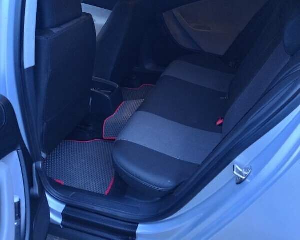 Сірий Фольксваген Пассат, об'ємом двигуна 1.6 л та пробігом 248 тис. км за 6500 $, фото 6 на Automoto.ua