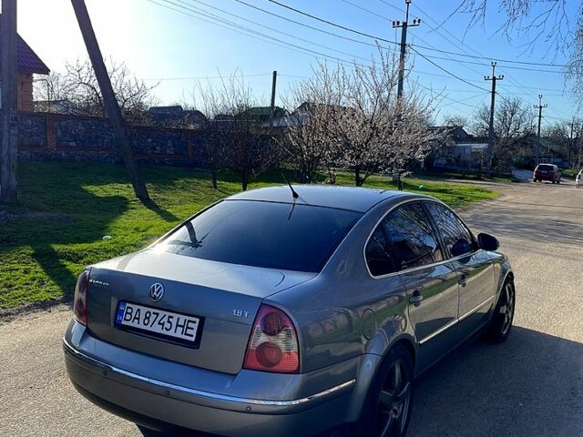 Серый Фольксваген Пассат, объемом двигателя 1.8 л и пробегом 270 тыс. км за 5400 $, фото 3 на Automoto.ua