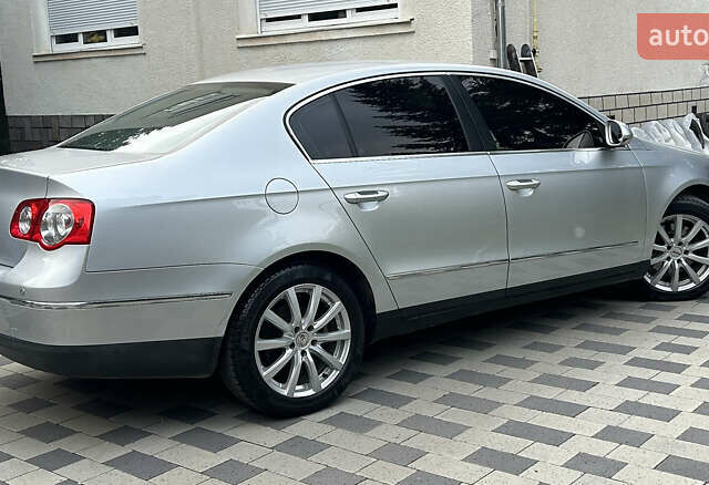 Сірий Фольксваген Пассат, об'ємом двигуна 2 л та пробігом 251 тис. км за 4999 $, фото 8 на Automoto.ua