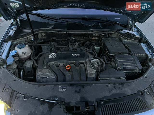 Серый Фольксваген Пассат, объемом двигателя 2 л и пробегом 240 тыс. км за 6800 $, фото 20 на Automoto.ua