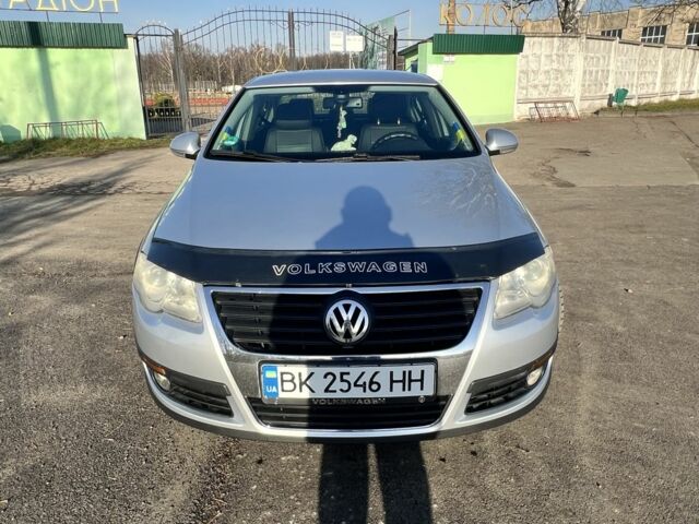 Серый Фольксваген Пассат, объемом двигателя 1.6 л и пробегом 204 тыс. км за 5000 $, фото 6 на Automoto.ua