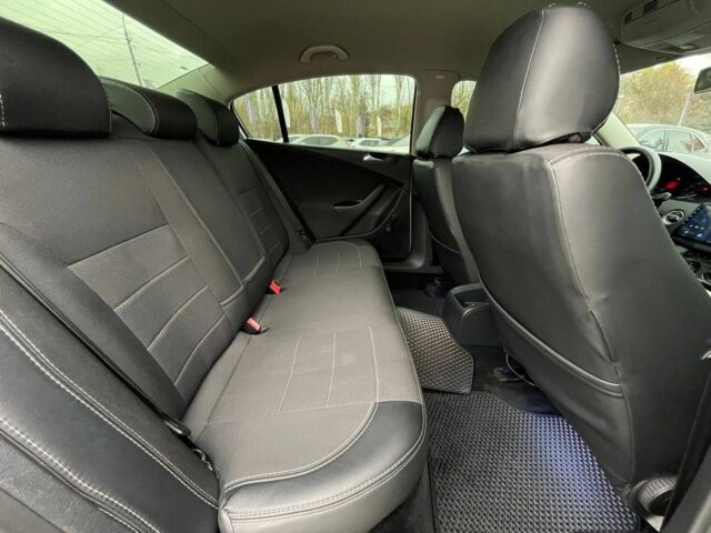 Серый Фольксваген Пассат, объемом двигателя 1.6 л и пробегом 236 тыс. км за 6400 $, фото 19 на Automoto.ua