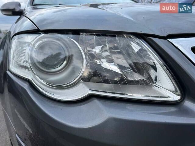 Серый Фольксваген Пассат, объемом двигателя 1.6 л и пробегом 185 тыс. км за 5950 $, фото 17 на Automoto.ua