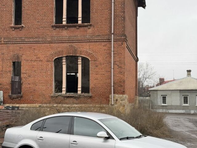 Серый Фольксваген Пассат, объемом двигателя 1.9 л и пробегом 381 тыс. км за 2600 $, фото 2 на Automoto.ua