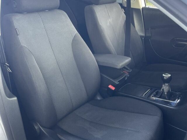 Сірий Фольксваген Пассат, об'ємом двигуна 2 л та пробігом 400 тис. км за 2650 $, фото 11 на Automoto.ua