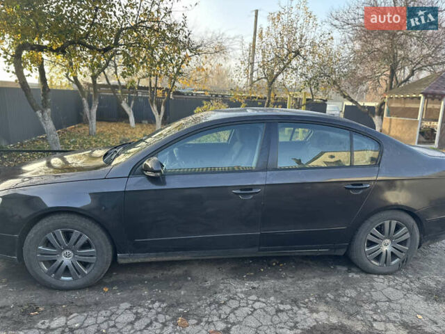 Серый Фольксваген Пассат, объемом двигателя 2 л и пробегом 350 тыс. км за 4999 $, фото 11 на Automoto.ua