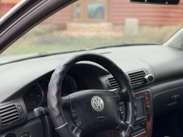 Серый Фольксваген Пассат, объемом двигателя 1.9 л и пробегом 381 тыс. км за 2600 $, фото 11 на Automoto.ua