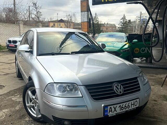 Серый Фольксваген Пассат, объемом двигателя 1.8 л и пробегом 319 тыс. км за 5700 $, фото 3 на Automoto.ua