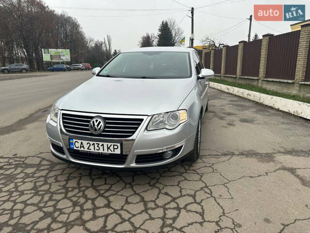 Сірий Фольксваген Пассат, об'ємом двигуна 1.6 л та пробігом 209 тис. км за 6299 $, фото 15 на Automoto.ua