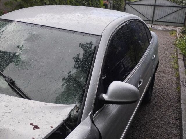 Серый Фольксваген Пассат, объемом двигателя 2 л и пробегом 170 тыс. км за 2000 $, фото 2 на Automoto.ua