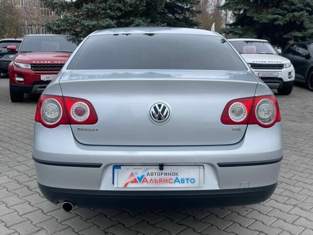 Серый Фольксваген Пассат, объемом двигателя 1.6 л и пробегом 236 тыс. км за 6400 $, фото 5 на Automoto.ua
