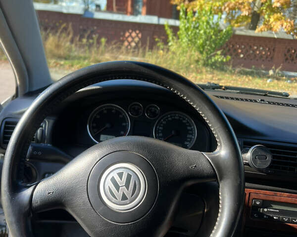 Фольксваген Пассат 2005 в Виннице на Automoto.ua Серый Фольксваген Пассат, объемом двигателя 1.78 л и пробегом 100 тыс. км за 5600 $, фото 10 на Automoto.ua
