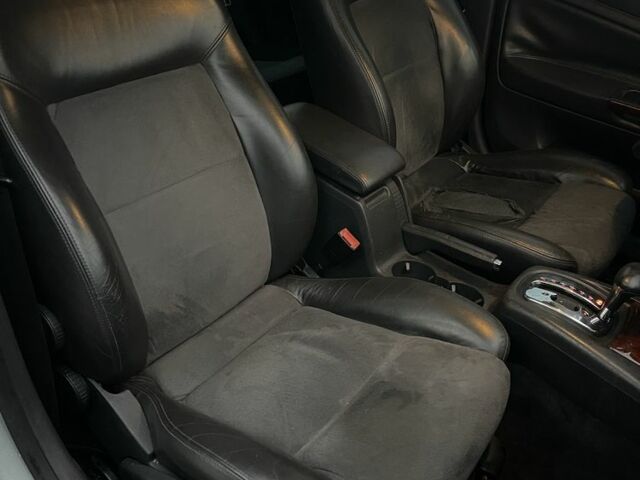 Серый Фольксваген Пассат, объемом двигателя 1.8 л и пробегом 218 тыс. км за 4000 $, фото 9 на Automoto.ua