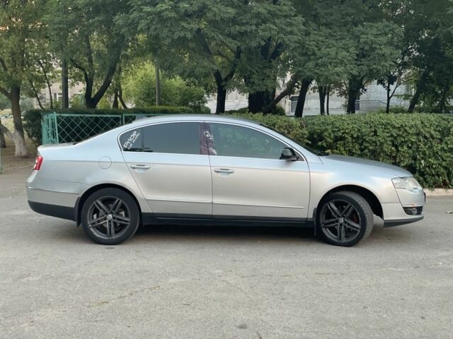 Сірий Фольксваген Пассат, об'ємом двигуна 2 л та пробігом 322 тис. км за 5600 $, фото 3 на Automoto.ua