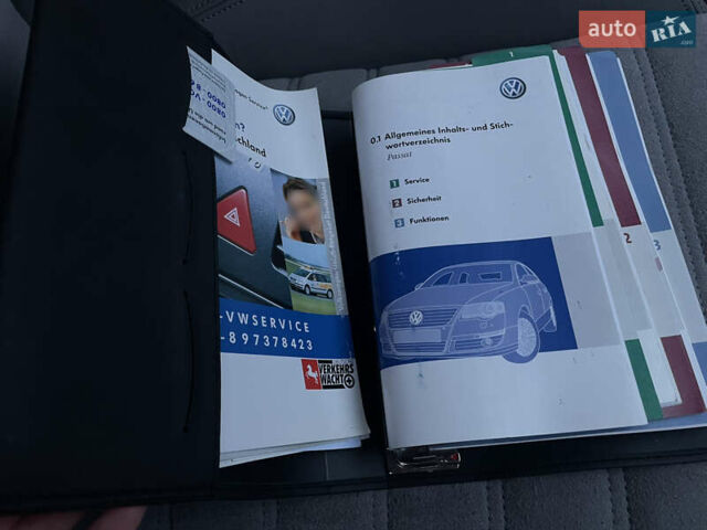 Сірий Фольксваген Пассат, об'ємом двигуна 1.6 л та пробігом 209 тис. км за 6299 $, фото 11 на Automoto.ua