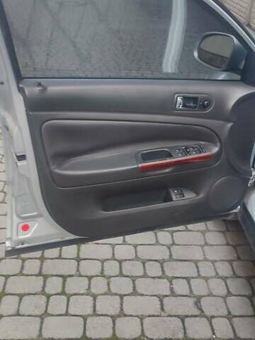 Серый Фольксваген Пассат, объемом двигателя 1.8 л и пробегом 240 тыс. км за 5300 $, фото 4 на Automoto.ua