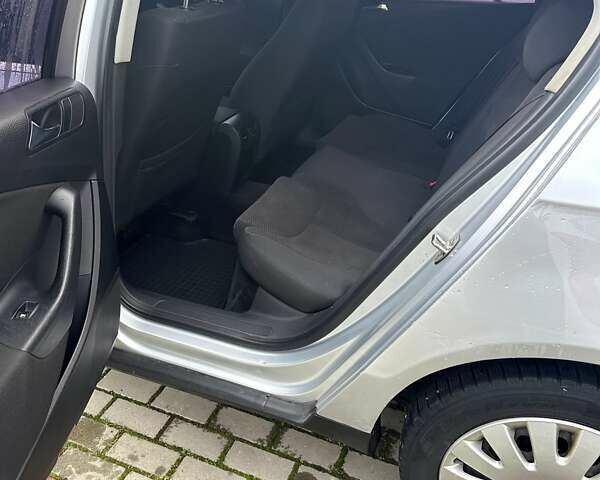 Серый Фольксваген Пассат, объемом двигателя 1.97 л и пробегом 284 тыс. км за 5199 $, фото 7 на Automoto.ua