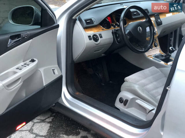 Серый Фольксваген Пассат, объемом двигателя 1.6 л и пробегом 208 тыс. км за 6200 $, фото 30 на Automoto.ua