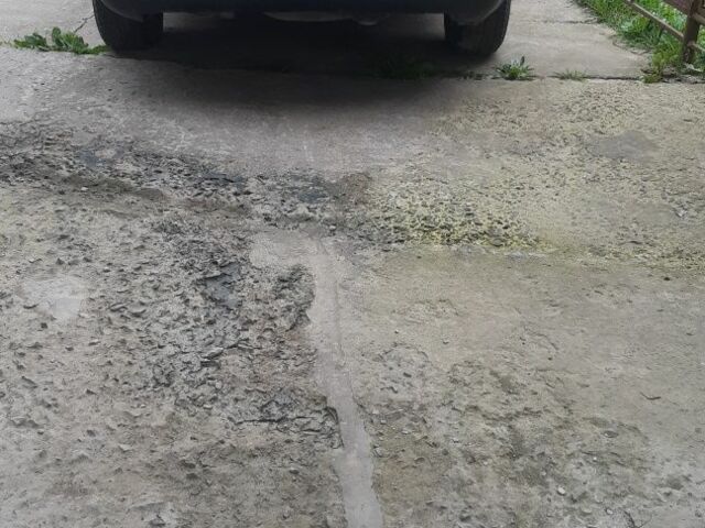 Серый Фольксваген Пассат, объемом двигателя 2 л и пробегом 252 тыс. км за 3800 $, фото 2 на Automoto.ua