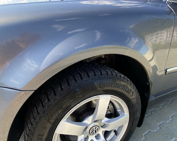 Серый Фольксваген Пассат, объемом двигателя 1.98 л и пробегом 230 тыс. км за 4750 $, фото 8 на Automoto.ua