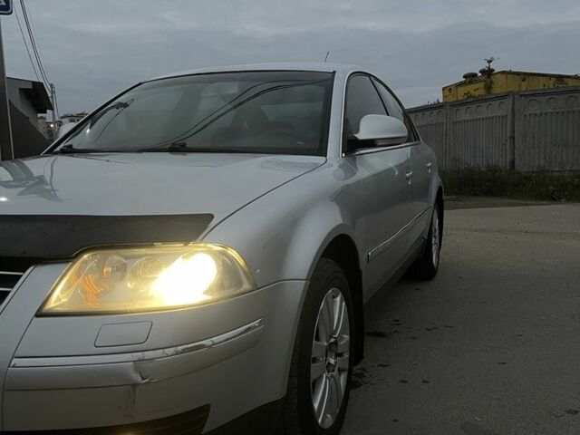 Серый Фольксваген Пассат, объемом двигателя 1.8 л и пробегом 218 тыс. км за 4000 $, фото 4 на Automoto.ua