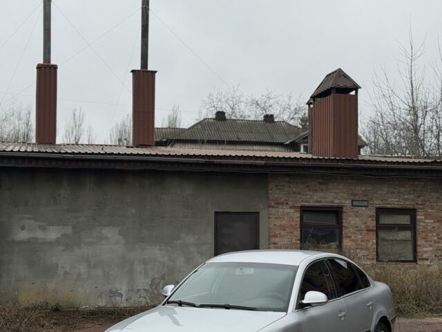 Серый Фольксваген Пассат, объемом двигателя 1.9 л и пробегом 381 тыс. км за 2600 $, фото 8 на Automoto.ua