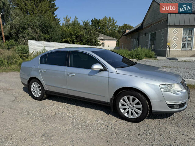 Серый Фольксваген Пассат, объемом двигателя 1.98 л и пробегом 140 тыс. км за 5500 $, фото 2 на Automoto.ua