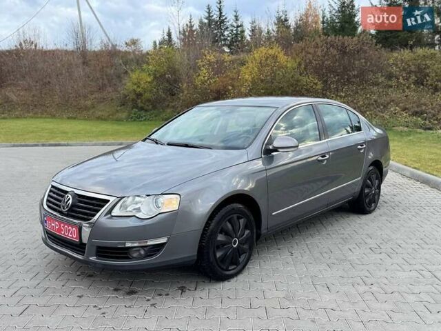 Серый Фольксваген Пассат, объемом двигателя 1.6 л и пробегом 185 тыс. км за 5950 $, фото 5 на Automoto.ua