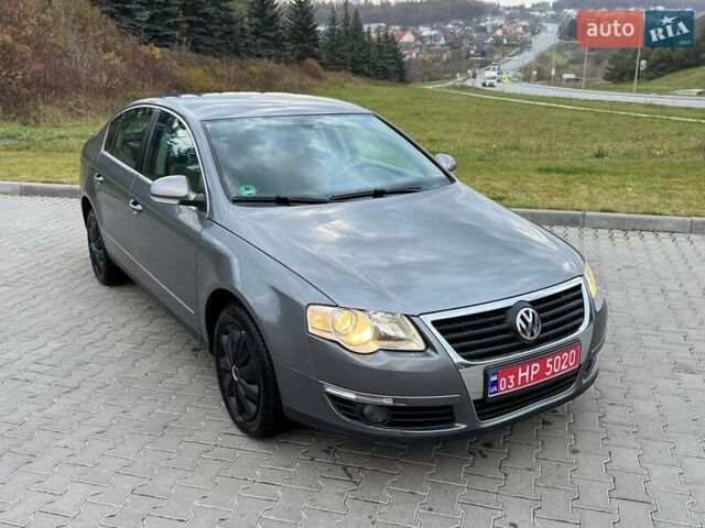 Серый Фольксваген Пассат, объемом двигателя 1.6 л и пробегом 185 тыс. км за 5950 $, фото 8 на Automoto.ua