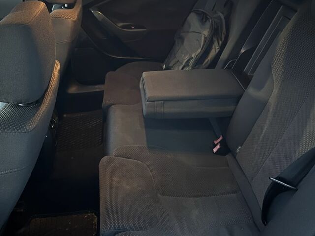 Серый Фольксваген Пассат, объемом двигателя 2 л и пробегом 318 тыс. км за 6000 $, фото 16 на Automoto.ua