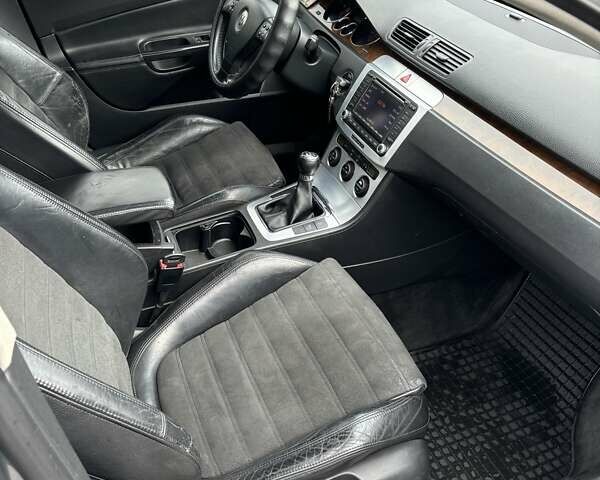 Серый Фольксваген Пассат, объемом двигателя 2 л и пробегом 287 тыс. км за 6000 $, фото 8 на Automoto.ua