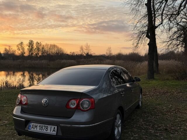 Серый Фольксваген Пассат, объемом двигателя 1.6 л и пробегом 142 тыс. км за 6800 $, фото 3 на Automoto.ua